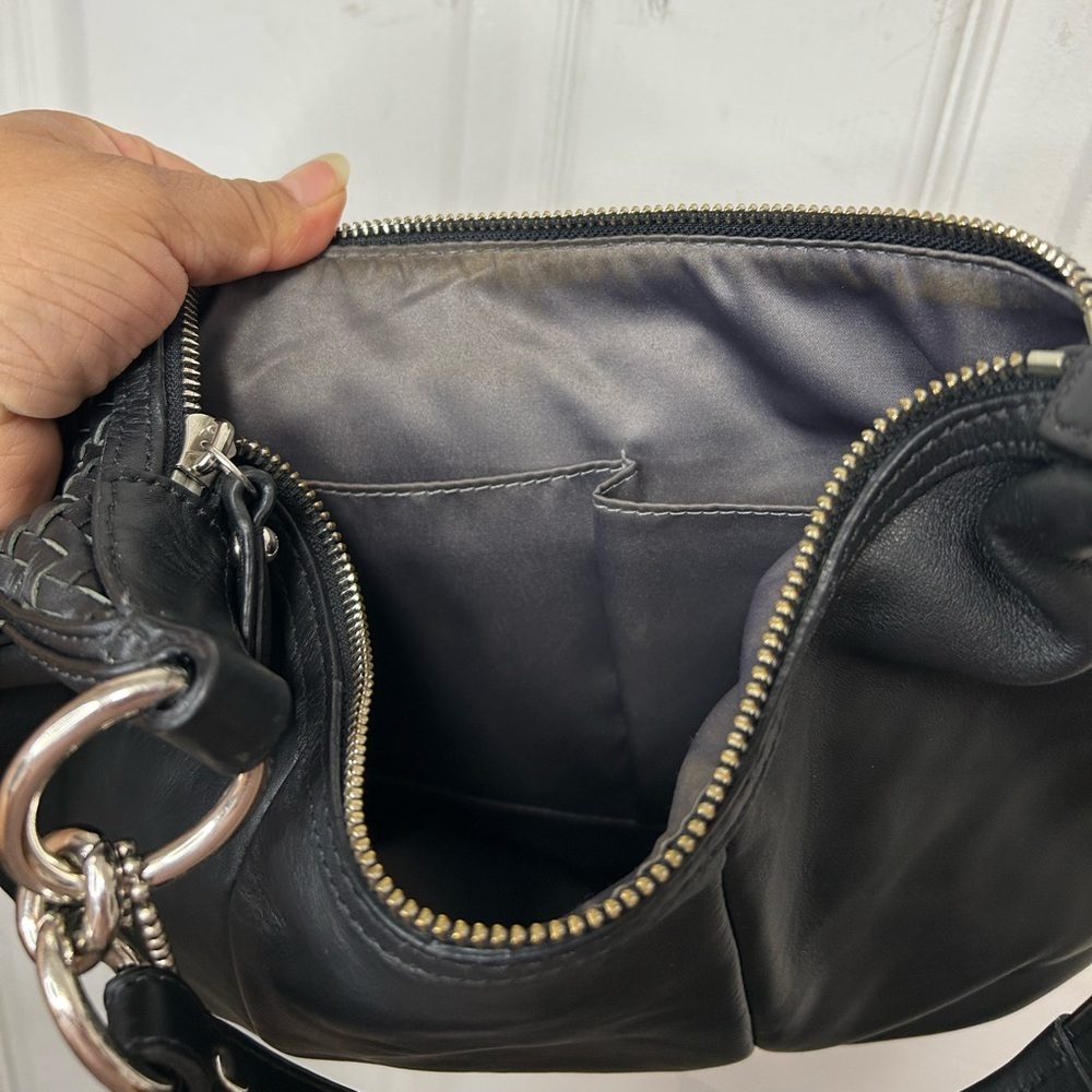 COACH authentic vintage Elegant Black Woven Leather Shoulder Bag/Crossbody Bag - Picture 8 of 9